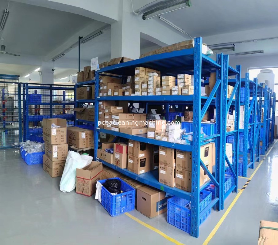 Le type en lots de PCBA lavent au jet la machine de deflux avec 3 tubulures de jet 2 couches de PCBA d'armoire du panier 1wash