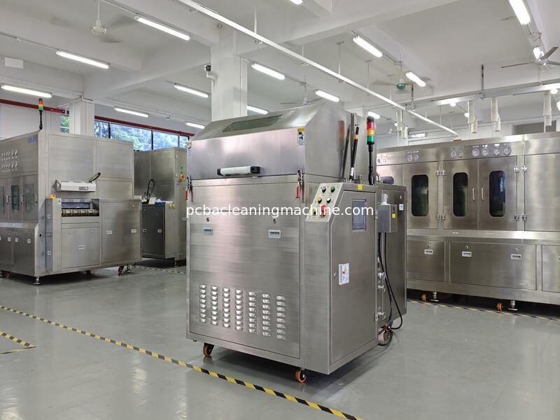 Machine de nettoyage automatique de palettes à contrôle PLC, dotée d'une capacité de réservoir de liquide de 80L et d'un temps de séchage de 5 à 15 minutes, adaptée à divers types de palettes