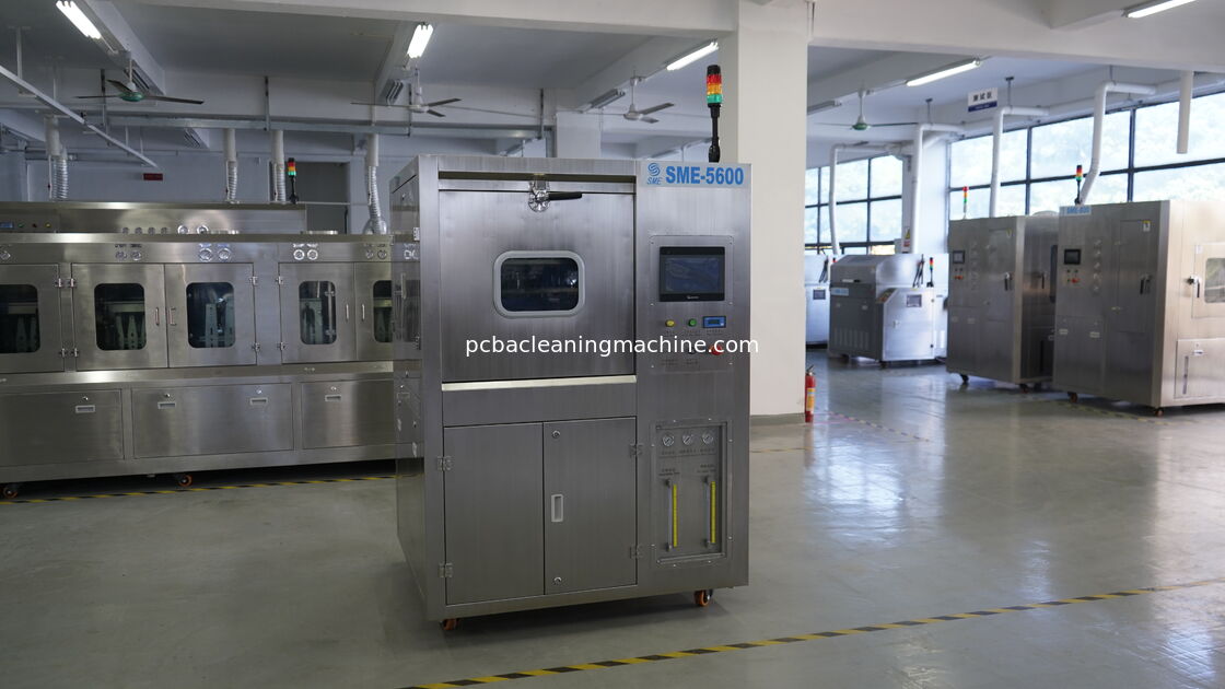 Plage de pression de gaz 0,4-0,6Mpa Machine de nettoyage de PCB Le processus de nettoyage assure des résultats de nettoyage pour les lignes d'assemblage électroniques