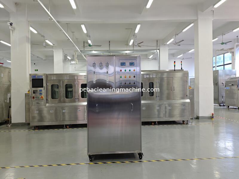 Plage de pression de gaz 0,4-0,6Mpa Machine de nettoyage de PCB Le processus de nettoyage assure des résultats de nettoyage pour les lignes d'assemblage électroniques