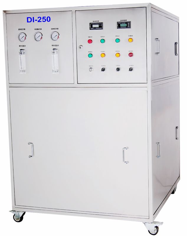 Le cadre d'acier inoxydable de 250 l/h a désionisé la machine de capacity DI water de réservoir d'eau de la machine 160L de l'eau